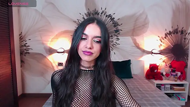 KatherineBisou online show from 26, 4, 2026