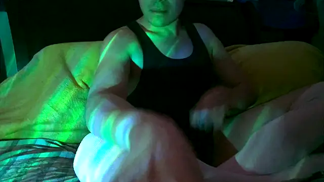 Snapshot of CloudyBoy_Toy chatting on 12, 2, 2025 CloudyBoy Toy online show from 12, 2, 2025