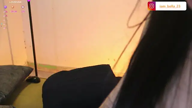 yourtoybella online show from 6, 3, 2025