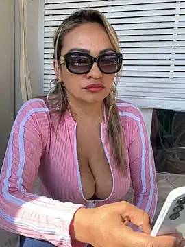 Afroditecash online show from 11, 3, 2025