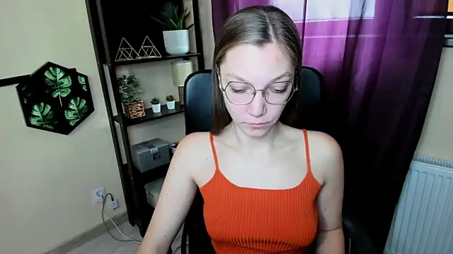 EmillyPlay online show from 21, 3, 2025