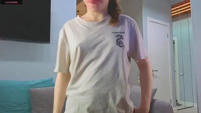 Snapshot of DonnaBurkee chatting on 29, 10, 2025 DonnaBurkee online show from 29, 10, 2025