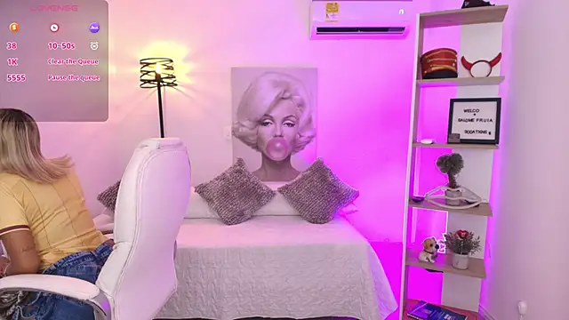 SALOOMEE   online show from 31, 1, 2025