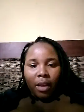 Snapshot of Nomhle113 chatting on 16, 11, 2025 Nomhle113 online show from 16, 11, 2025