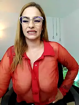 Snapshot of Alessandra_Schmoll chatting on 11, 1, 2025 Alessandra Schmoll online show from 11, 1, 2025