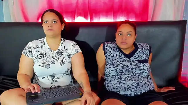 brunnette hot online show from 28, 2, 2025