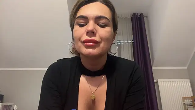 Snapshot of DESIREjenny chatting on 12, 2, 2025 DESIREjenny online show from 12, 2, 2025