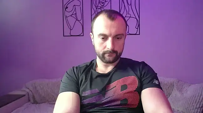 brindlefly6969 online show from 8, 1, 2025