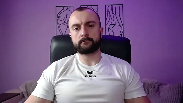 brindlefly6969 online show from 31, 1, 2025