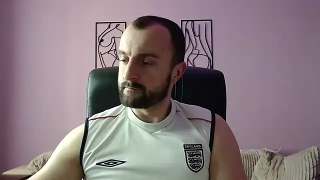 brindlefly6969 online show from 13, 2, 2025