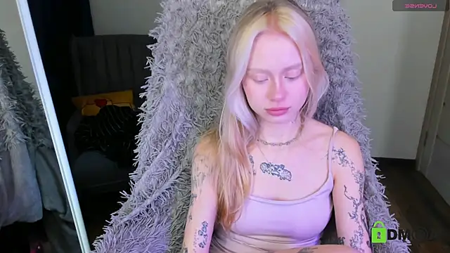 MalenaErnman online show from 16, 10, 2025