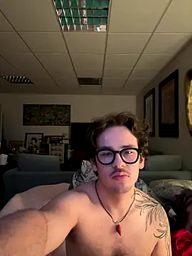Snapshot of hardmecl chatting on 1, 12, 2024 hardmecl online show from 1, 12, 2024
