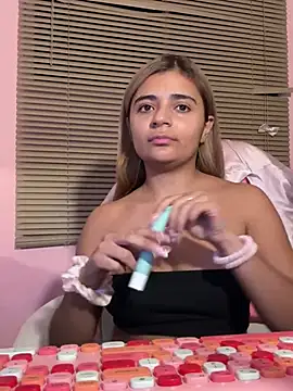 Snapshot of pamell_col chatting on 12, 1, 2025 pamell col online show from 12, 1, 2025