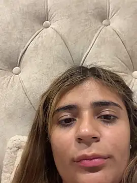 Snapshot of pamell_col chatting on 3, 10, 2025 pamell col online show from 3, 10, 2025