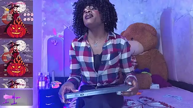 puca ebony online show from 18, 10, 2025