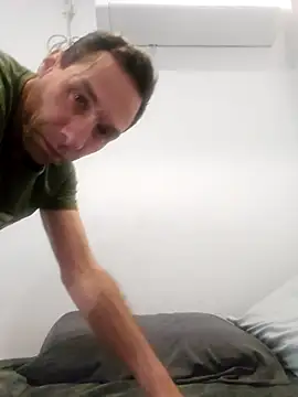 Iliketocooksquirt25 online show from 26, 9, 2025