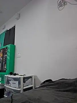 Iliketocooksquirt25 online show from 25, 10, 2025