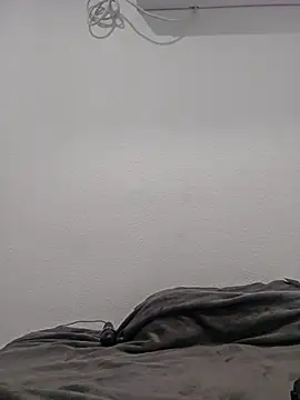 Iliketocooksquirt25 online show from 4, 2, 2026