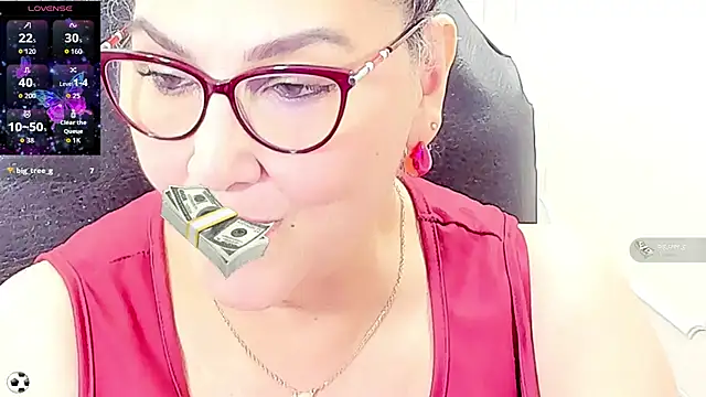 Snapshot of cataleya_mom chatting on 19, 7, 2026 cataleya mom online show from 19, 7, 2026