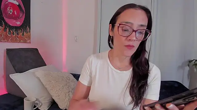 Snapshot of Jessica_Herrera_ chatting on 2, 12, 2025 Jessica Herrera online show from 2, 12, 2025