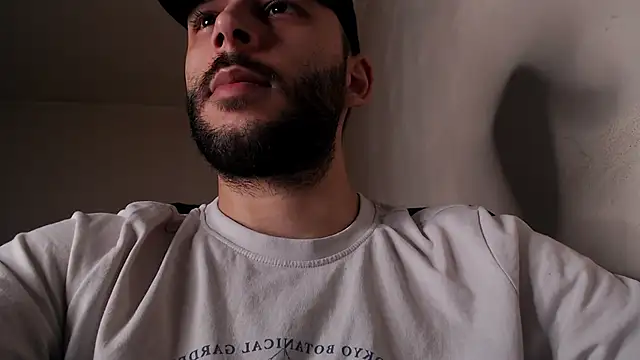 henryaxe online show from 4, 4, 2026