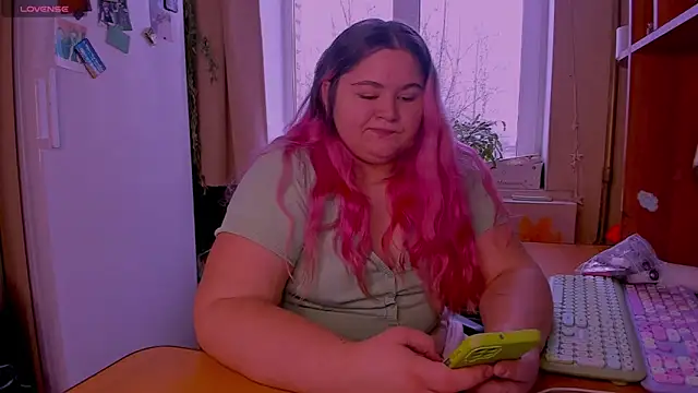 Freakcute  online show from 23, 12, 2024