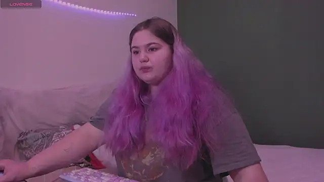 Snapshot of Freakcute_ chatting on 9, 2, 2025 Freakcute  online show from 9, 2, 2025