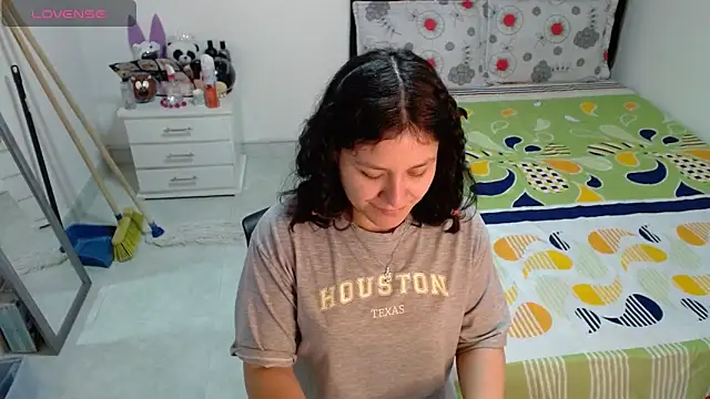 soniafuckboobs online show from 8, 4, 2026