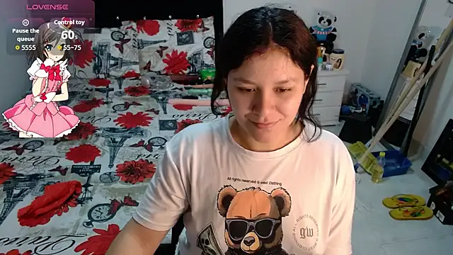 Snapshot of soniafuckboobs chatting on 25, 6, 2026 soniafuckboobs online show from 25, 6, 2026