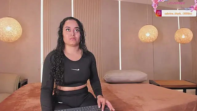 Snapshot of sabrina_shark_ chatting on 23, 5, 2026 sabrina shark online show from 23, 5, 2026