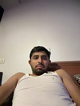 Snapshot of rhuh3991 chatting on 7, 7, 2026 rhuh3991 online show from 7, 7, 2026