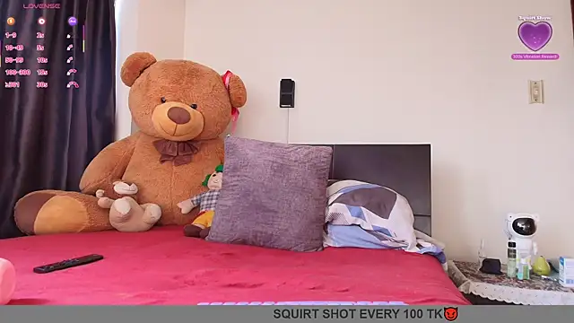 Snapshot of Samanntthaa__ chatting on 13, 5, 2026 Samanntthaa online show from 13, 5, 2026