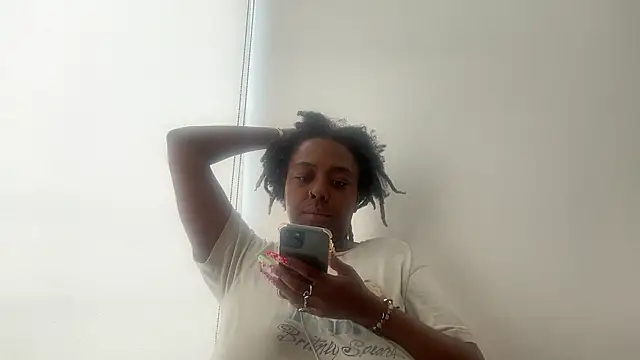 ChocolateCakeQueen online show from 17, 1, 2026