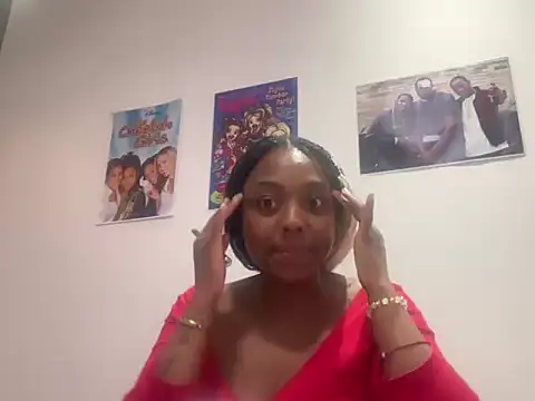 Snapshot of ChocolateCakeQueen chatting on 24, 7, 2026 ChocolateCakeQueen online show from 24, 7, 2026