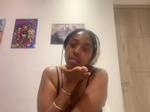 Snapshot of ChocolateCakeQueen chatting on 24, 7, 2026 ChocolateCakeQueen online show from 24, 7, 2026