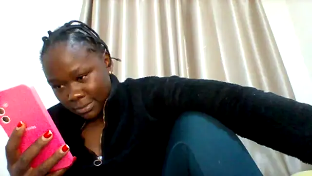 Snapshot of sexy_cutelips chatting on 11, 6, 2026 sexy cutelips online show from 11, 6, 2026