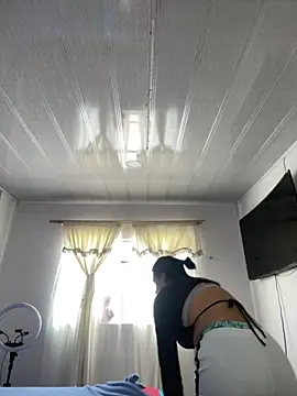 hannahb-e online show from 24, 10, 2025