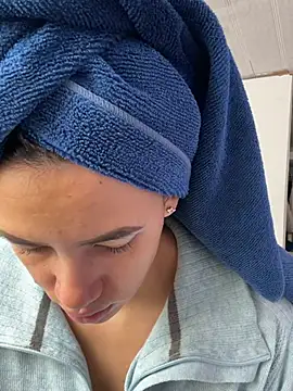 hannahb-e online show from 2, 4, 2026