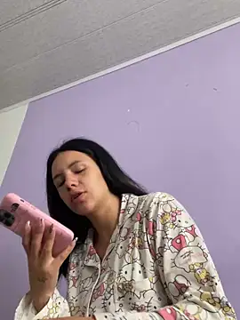 hannahb-e online show from 5, 4, 2026