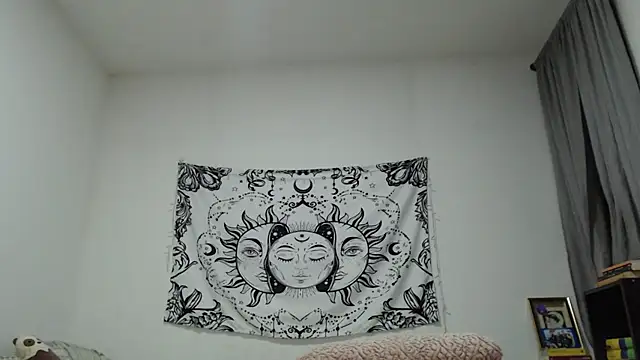 AlinaWoolf  online show from 26, 12, 2024