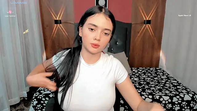 Snapshot of Sarah_angell chatting on 16, 1, 2025 Sarah angell online show from 16, 1, 2025