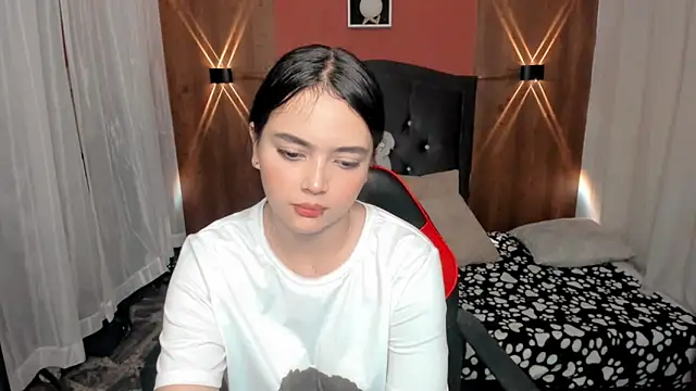 Snapshot of Sarah_angell chatting on 21, 3, 2025 Sarah angell online show from 21, 3, 2025