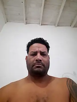 Snapshot of hecwil8 chatting on 24, 5, 2026 hecwil8 online show from 24, 5, 2026