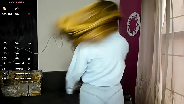 IsabellaBler online show from 20, 3, 2025