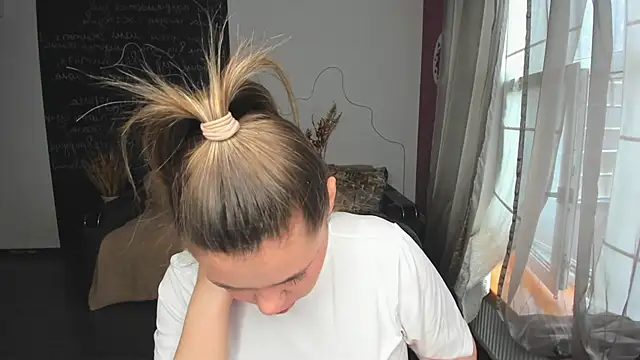 IsabellaBler online show from 18, 2, 2026