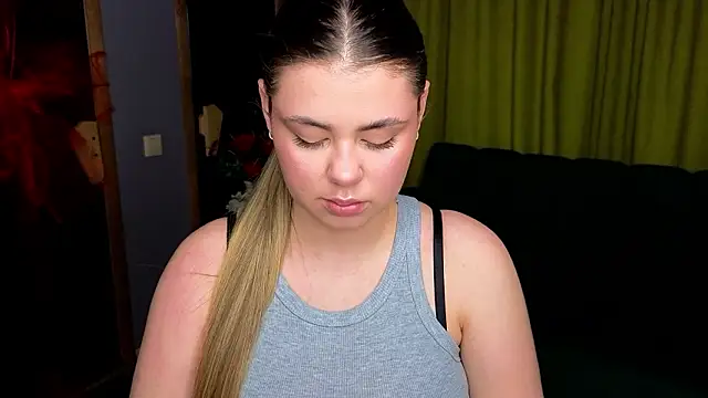 IsabellaBler online show from 28, 2, 2026