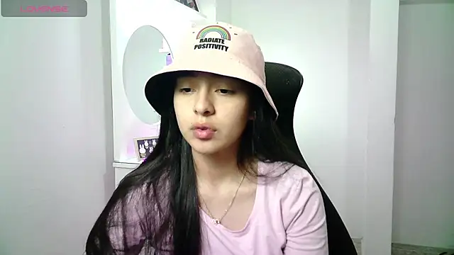 Snapshot of aineangeel chatting on 9, 6, 2026 aineangeel online show from 9, 6, 2026