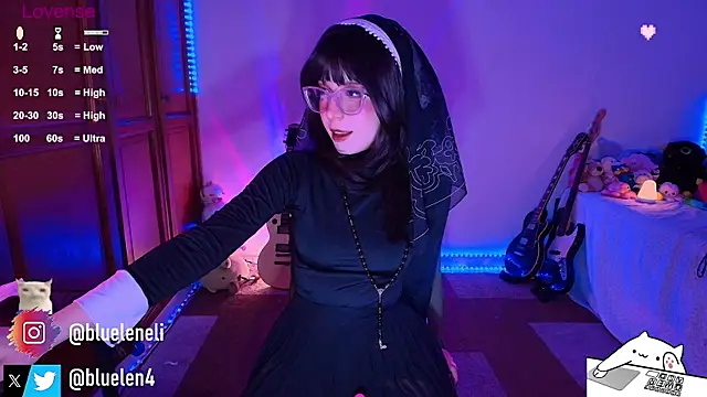 Snapshot of bluelen chatting on 23, 7, 2026 bluelen online show from 23, 7, 2026