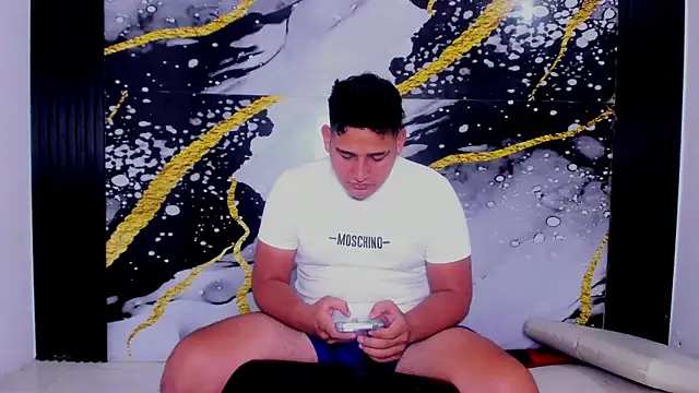 sweethot    online show from 18, 9, 2025