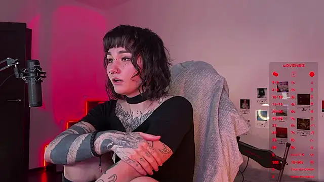 Snapshot of deadlysweet chatting on 2, 12, 2024 deadlysweet online show from 2, 12, 2024